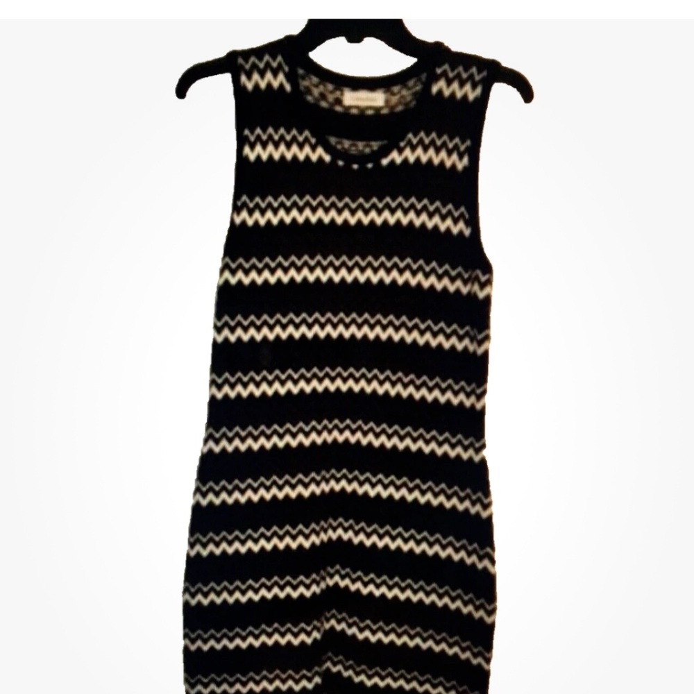 Calvin Klein V Neck Sweater Dress Medium